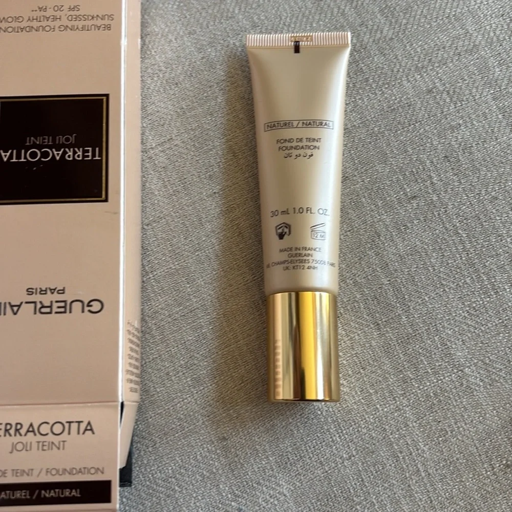 Guerlain Terracotta Joli Teint Beautifying Foundation SPF 20 -# Natural 30ml/1oz